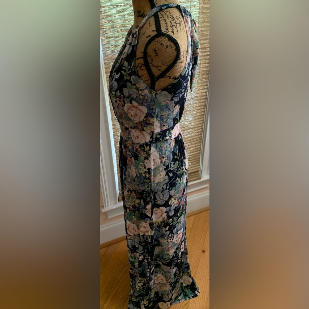 eloges Blue and multi color floral halter toe neck maxi dress Size M NWOT - Picture 7 of 7